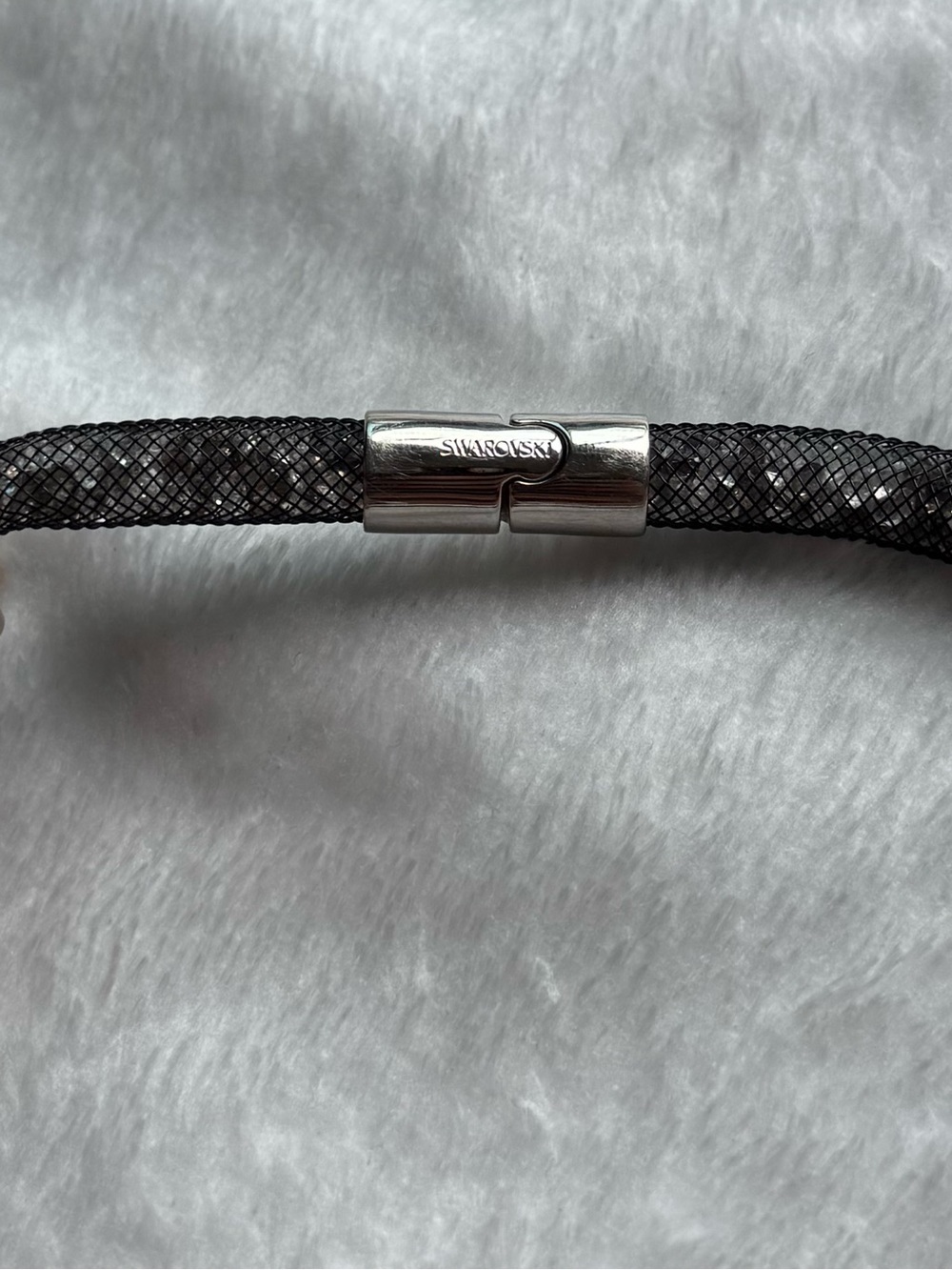 Swarovski Stardust Necklace Black Crystal Mesh with Magnetic clasp - Picture 3 of 7